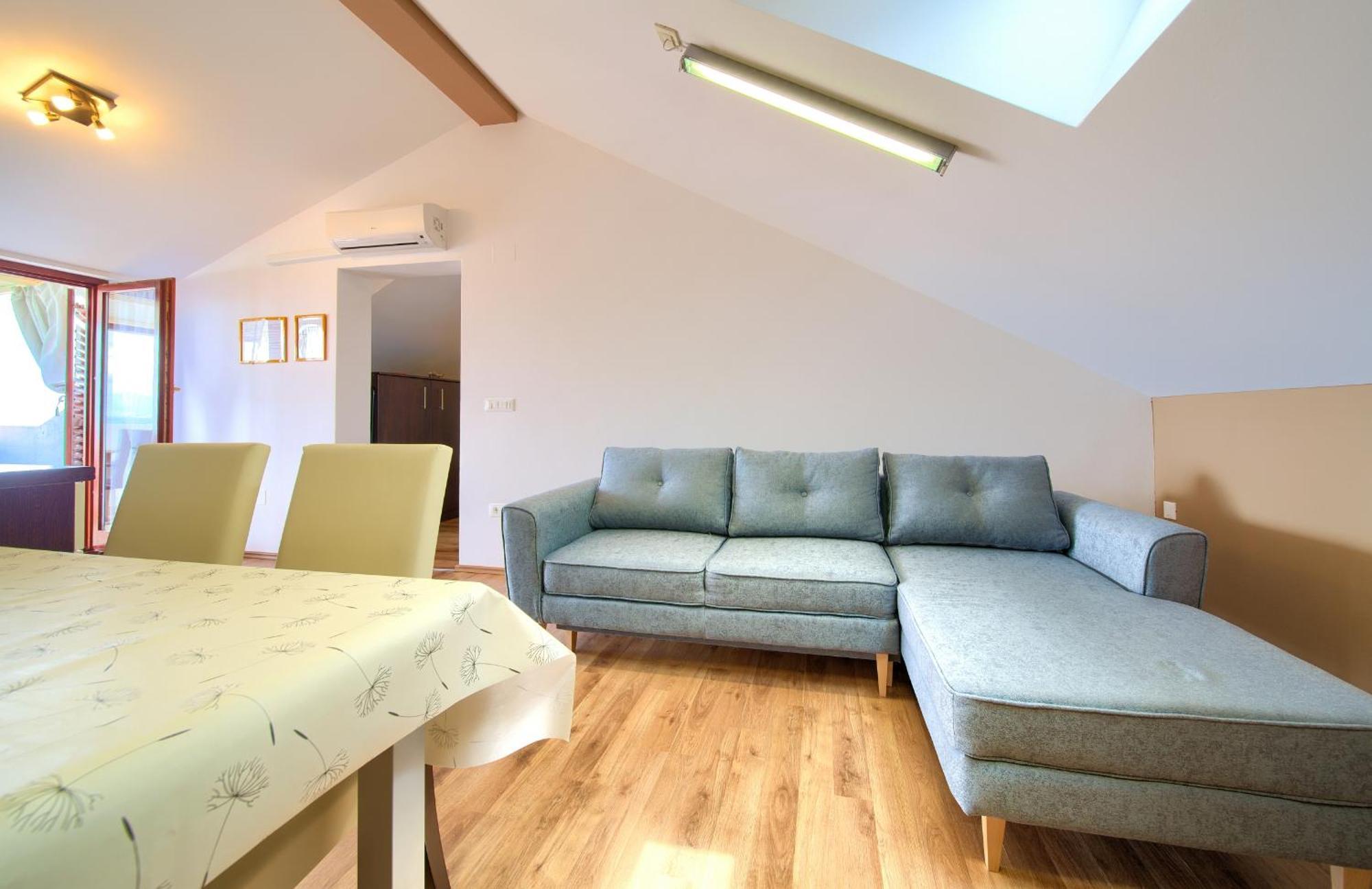 Apartment Val Njivice Kültér fotó