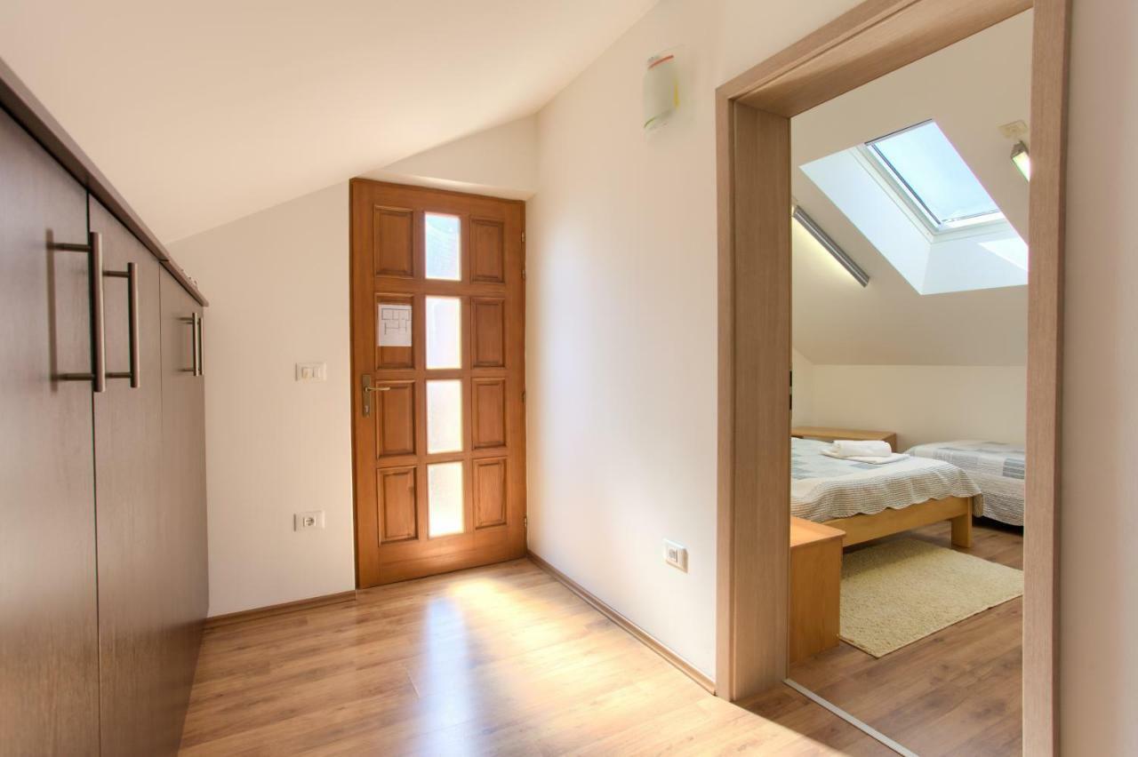 Apartment Val Njivice Kültér fotó